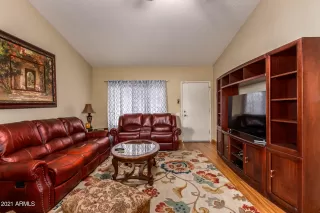 Photo #4: 6235076 Listing 