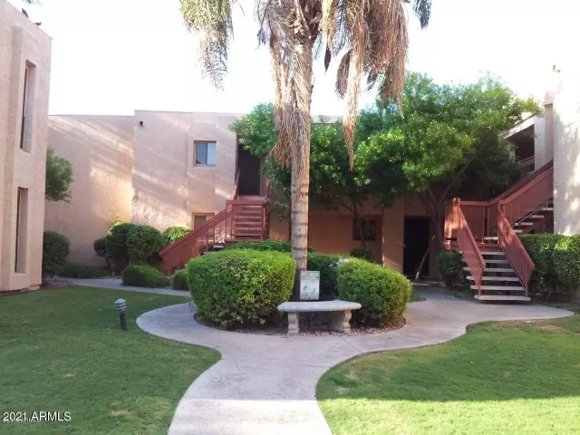 MLS: 6235108 Condo For Sale