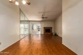 Photo #6: 6235357 Listing