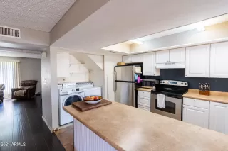 Photo #4: 6235401 Listing 