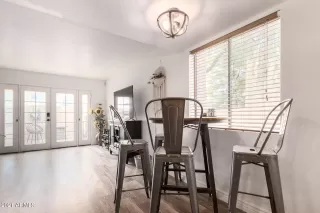 Photo #4: 6235486 Listing