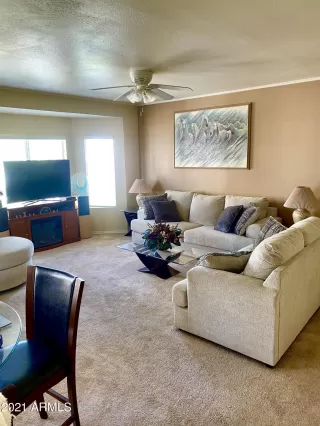 Photo #4: 6235676 Listing