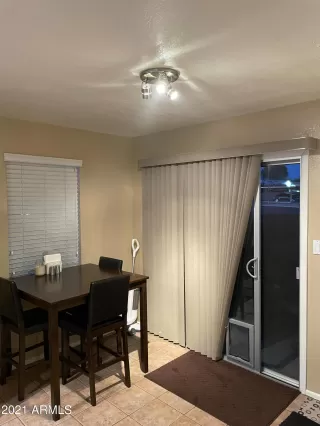 Photo #5: 6235685 Listing