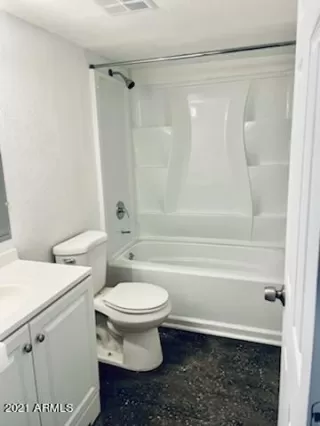 Photo #4: 6235693 Listing