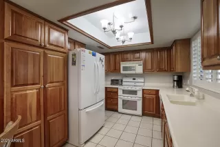 Photo #5: 6235899 Listing 