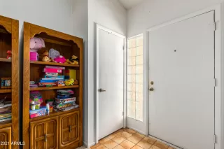 Photo #2: 6235906 Listing