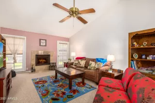 Photo #4: 6235906 Listing