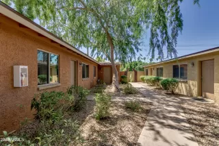 Photo #2: 6235916 Listing