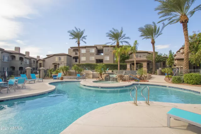 MLS: 6235948 Condo For Sale