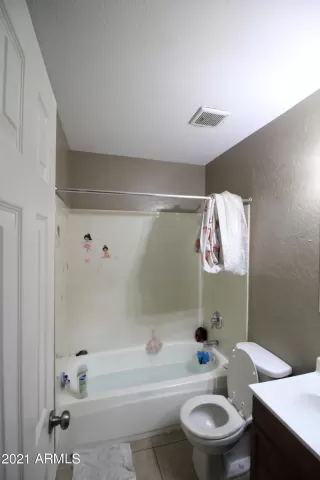 Photo #4: 6235995 Listing 