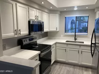 Photo #2: 6236072 Listing