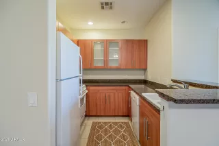 Photo #2: 6236167 Listing