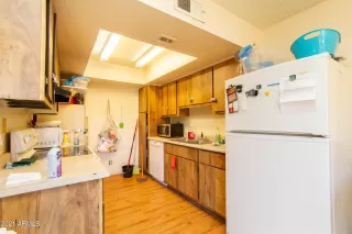 Photo #5: 6236257 Listing