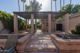 Photo #5: 6236258 Listing