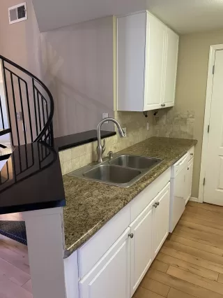 Photo #4: 6236401 Listing 