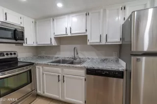 Photo #2: 6236430 Listing