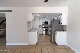 Photo #4: 6236430 Listing