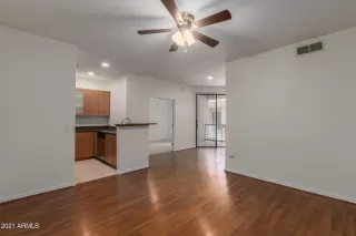 Photo #6: 6236432 Listing