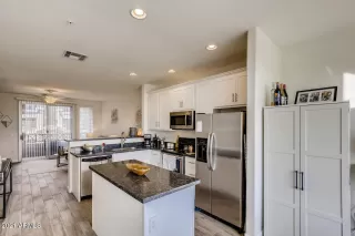 Photo #1: 6236448 Listing