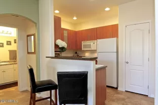 Photo #2: 6236456 Listing