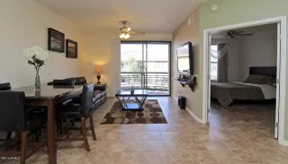 Photo #5: 6236456 Listing