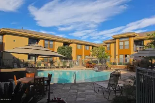 Photo #6: 6236456 Listing