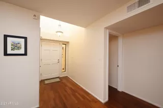 Photo #2: 6236559 Listing