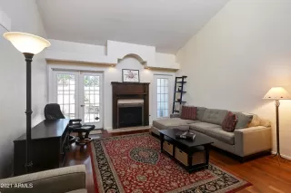 Photo #4: 6236559 Listing