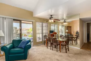 Photo #6: 6236617 Listing 