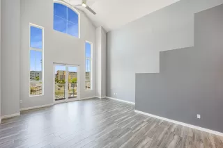 Photo #3: 6236733 Listing