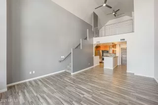 Photo #5: 6236733 Listing