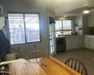 Photo #6: 6236779 Listing