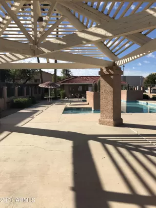 Photo #2: 6236798 Listing