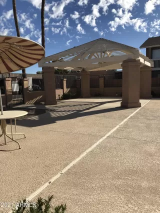 Photo #4: 6236798 Listing