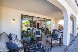 Photo #2: 6236871 Listing 