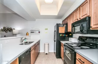 Photo #3: 6236989 Listing