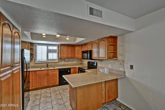 MLS: 6236999 Condo For Sale
