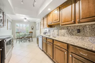 Photo #5: 6237151 Listing 