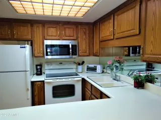 Photo #2: 6237159 Listing