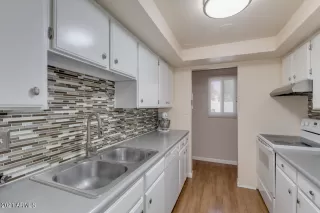 Photo #6: 6237179 Listing 