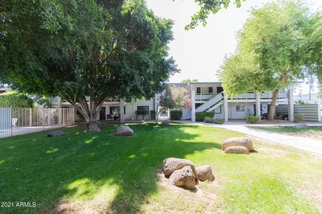 MLS: 6237236 Condo For Sale