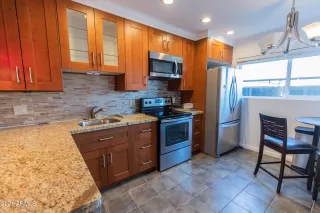 Photo #4: 6237236 Listing