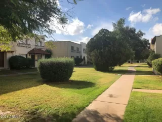 Photo #2: 6237486 Listing