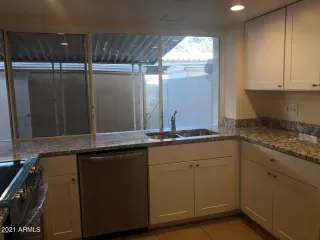 Photo #6: 6237486 Listing