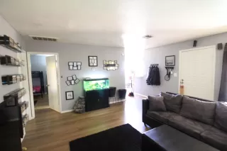 Photo #2: 6237499 Listing 