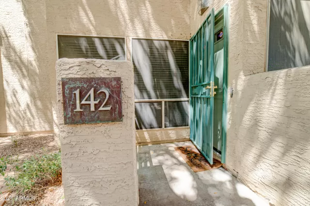 MLS: 6237522 Condo For Sale