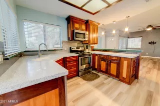 Photo #2: 6237522 Listing