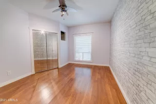 Photo #5: 6237522 Listing