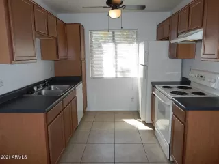 Photo #5: 6237713 Listing