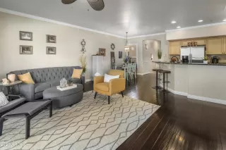 Photo #2: 6237739 Listing